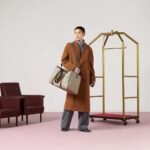 Gucci Unisex Maxi Duffle Bag Web Beige Ebony Soft GG Supreme Zip Closure – Image 12