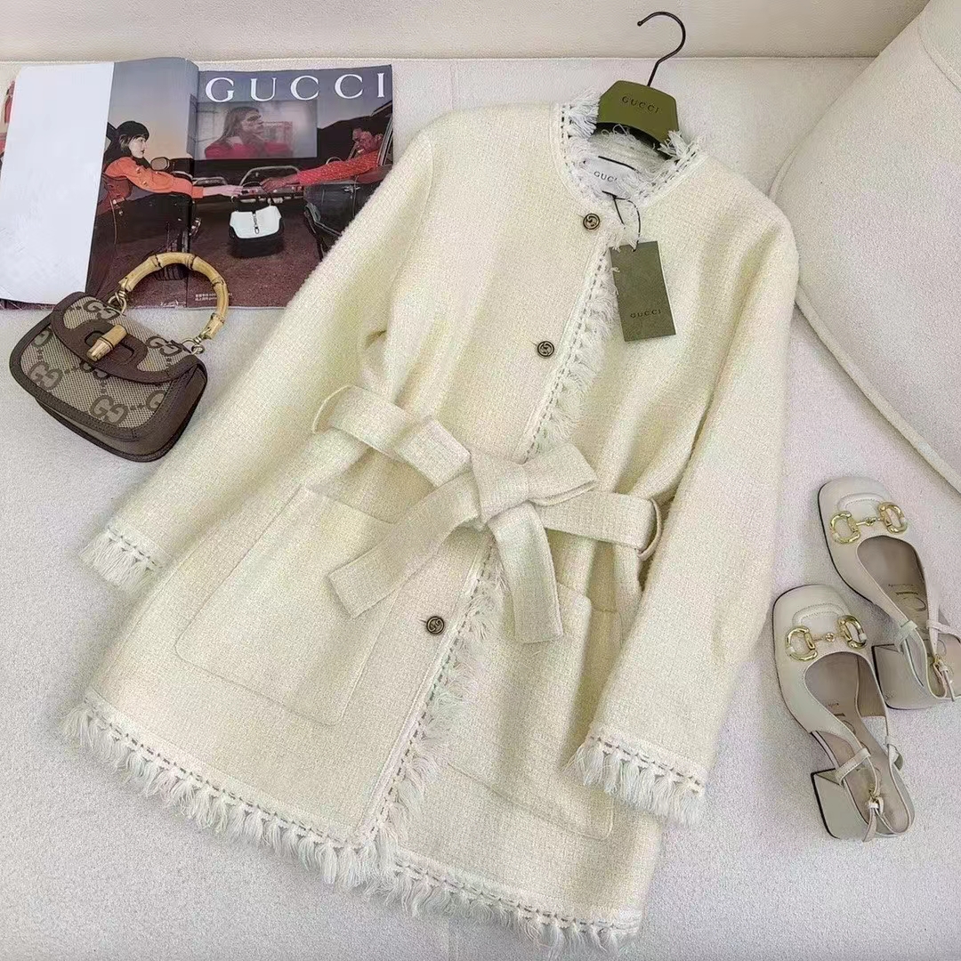 Gucci Women GG Belted Wool Bouclé Jacket White Ribbon Lined Detachable Patch Pockets (9)