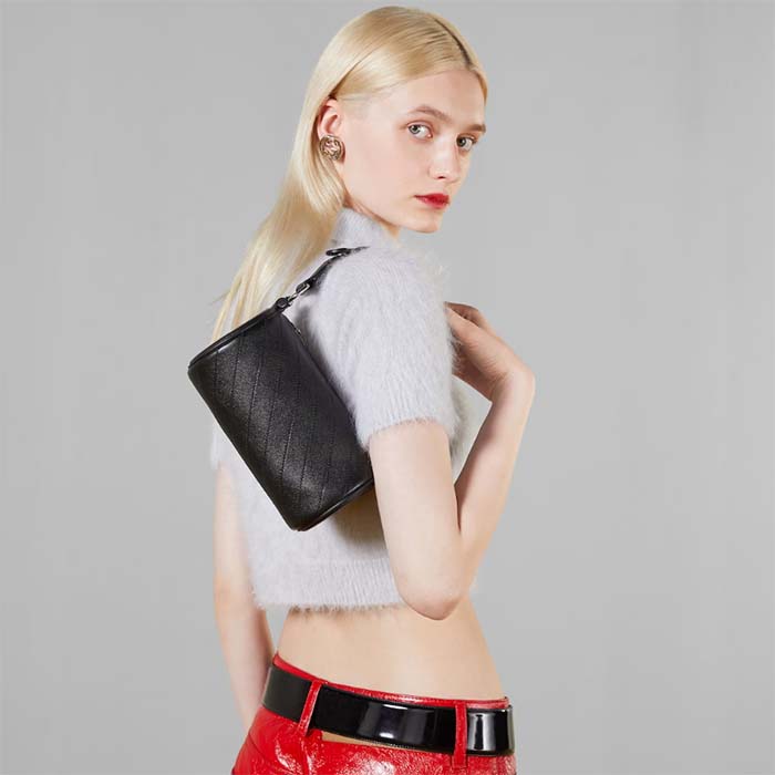 Gucci Women GG Blondie Mini Shoulder Bag Round Interlocking G Black Leather (14)