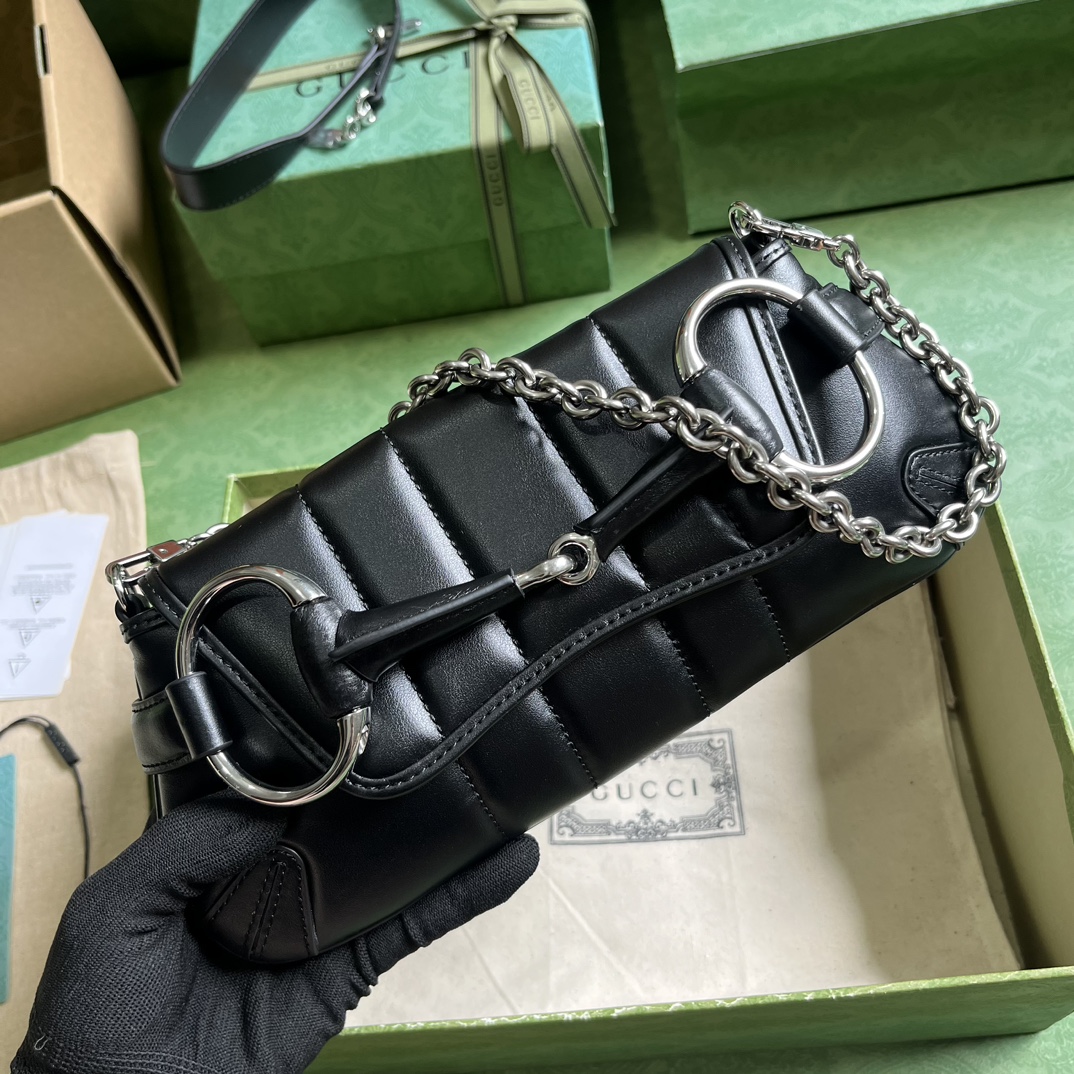 Gucci Women GG Horsebit Chain Small Shoulder Bag Black Quilted Leather Maxi Horsebit (5)