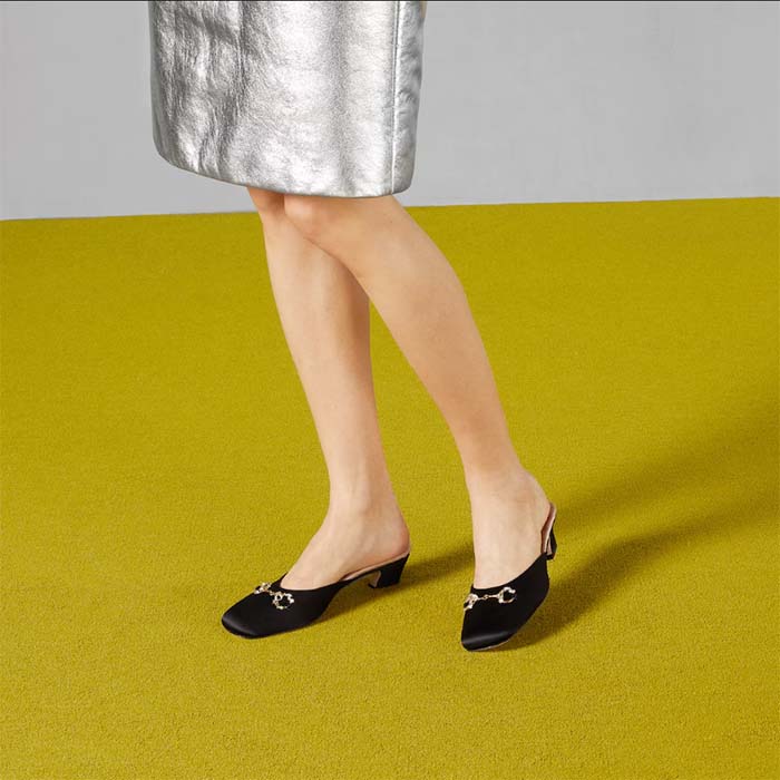 Gucci Women GG Horsebit Mule Black Satin Crystals Leather Sole Low 4.3 CM Heel