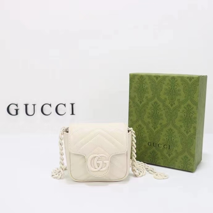Gucci Women GG Marmont Matelassé Mini Shoulder Bag White Chevron Leather Double G (12)