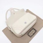 Gucci Women GG Marmont Matelassé Shoulder Bag White Chevron Leather Double G - Imagen 4