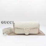 Gucci Women GG Marmont Matelassé Shoulder Bag White Chevron Leather Double G - Imagen 2