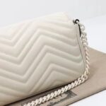 Gucci Women GG Marmont Matelassé Shoulder Bag White Chevron Leather Double G - Imagen 5