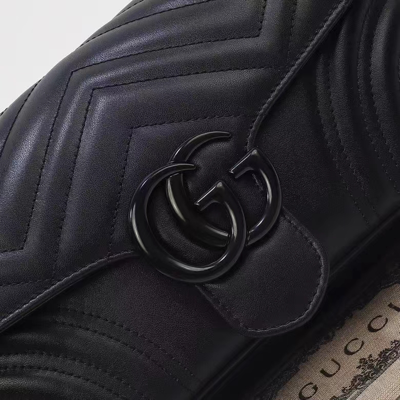 Gucci Women GG Marmont Shoulder Bag Matelassé Chevron Leather Double G Black (7)