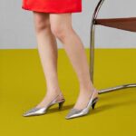 Gucci Women GG Slingback Pump Metallic Silver Leather Interlocking G Square Upper Mid-Heel - immagine 14