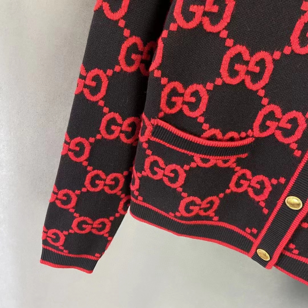 Gucci Women Wool Bouclé Jacquard Cardigan Blue Red GG Crewneck Long Sleeves (10)