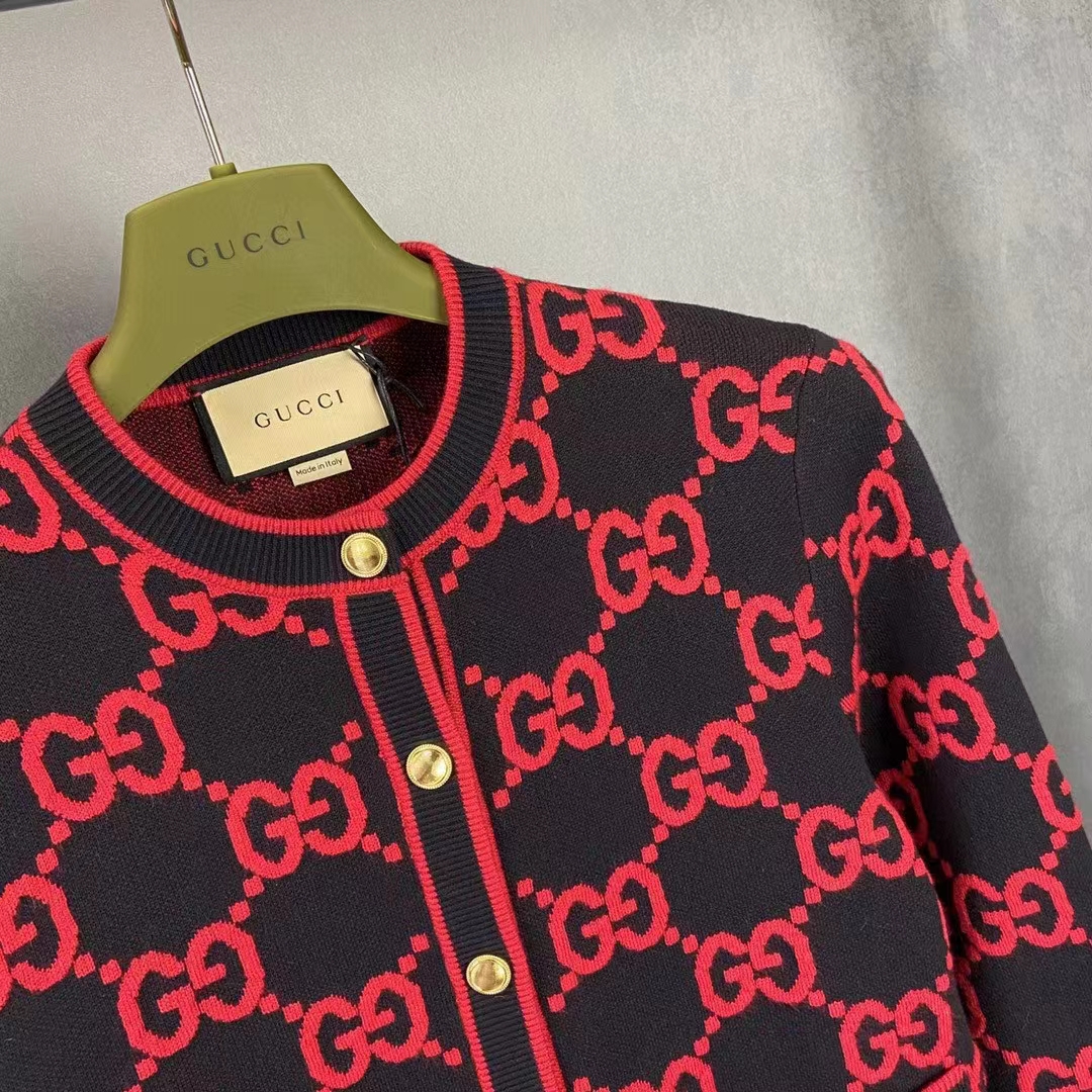 Gucci Women Wool Bouclé Jacquard Cardigan Blue Red GG Crewneck Long Sleeves (7)