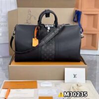 Louis Vuitton LV Unisex Keepall 50 Bandoulière Black Cabin-Size Taiga Cowhide Leather Monogram Eclipse Coated Canvas ( (14)