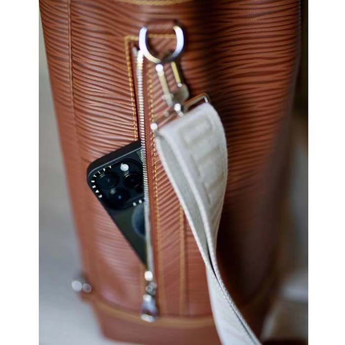 Louis Vuitton LV Unisex Maxi Noé Sling Cognac Calf Leather Drawstring Inside-Hook Closure Double Handle (11)