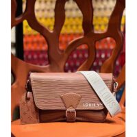 Louis Vuitton LV Unisex Montsouris Messenger Cognac Calf Leather Textile Lining (12)