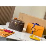 Louis Vuitton LV Unisex Nice Mini Toiletry Pouch Monogram Coated Canvas Natural Cowhide Leather – Bild 2