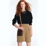 Louis Vuitton LV Unisex Petit Sac Plat Bag Monogram Coated Canvas Aged Natural Cowhide Leather - immagine 12