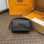 Louis Vuitton LV Unisex Steamer Wearable Wallet Black Embossed Cowhide Leather - Bild 2
