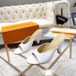 Louis Vuitton LV Women Super Mule White Monogram-Debossed Patent Calf Leather 10 CM Heel - Imagen 5