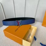Louis Vuitton Unisex LV Initials 40 MM Reversible Belt Dark Blue Taurillon Calf Leather - Image 2