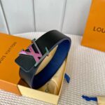 Louis Vuitton Unisex LV Initials 40 MM Reversible Belt Dark Blue Taurillon Calf Leather - Image 6