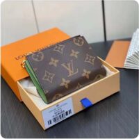 Louis Vuitton Unisex LV Lisa Wallet Vert Noto Green Monogram Coated Canvas Grained Cowhide Leather (10)