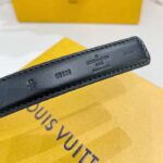 Louis Vuitton Unisex LV Pretty LV 20 MM Reversible Belt Black Leather Monogram Canvas Recto Side - Image 8