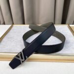 Louis Vuitton Unisex LV Rays 40 MM Reversible Belt Khaki Green Grained Calf Leather - Image 6