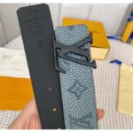 Louis Vuitton Unisex LV Shape MNG Climbing 40 MM Reversible Belt Grey Monogram Taurillon Leather – Image 6