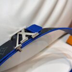 Louis Vuitton Unisex LV Tag 40 MM Reversible Belt Blue Monogram Eclipse Coated Canvas Calf Leather – Image 6