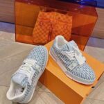 Louis Vuitton Unisex LV Trainer Sneaker Blue Monogram Textile Rubber Outsole Initials – Bild 5