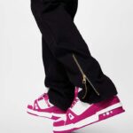 Louis Vuitton Unisex LV Trainer Sneaker Fuchsia Mix Materials Rubber Outsole Initials Monogram Flowers - Imagen 13