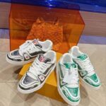 Louis Vuitton Unisex LV Trainer Sneaker Green Printed Calf Leather Rubber Outsole Initials – Bild 12