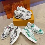 Louis Vuitton Unisex LV Trainer Sneaker Green Printed Calf Leather Rubber Outsole Initials – Bild 13