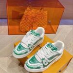 Louis Vuitton Unisex LV Trainer Sneaker Green Printed Calf Leather Rubber Outsole Initials – Bild 5