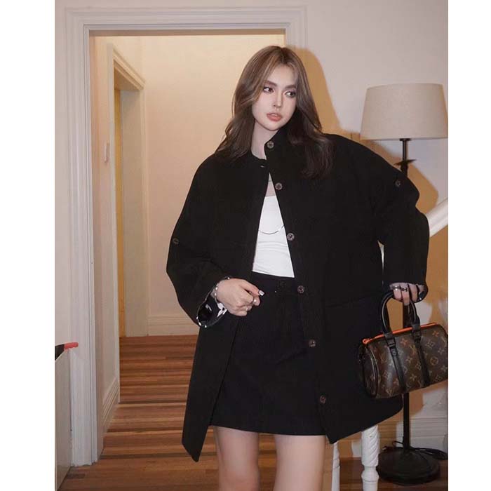Louis Vuitton Women LV Signature Boxy Button-Up Coat Wool Silk Black Oversize Fit (3)