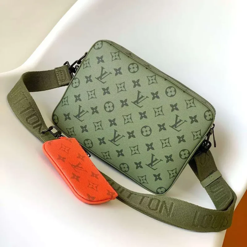 Louis Vuitton LV Unisex Trio Messenger Khaki Green Vermillion Red Monogram Canvas Cowhide Leather