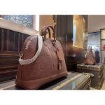 Louis Vuitton LV Unisex Alma Travel GM Cognac Calf Leather Double Zip Closure - Imagen 3