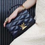 Louis Vuitton LV Women GO-14 MM Navy Blue Lamb Leather Cowhide Leather - immagine 11