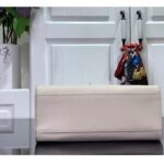 Louis Vuitton LV Women Lock & Go White Grained Calf Leather Microfiber Lining - Bild 5