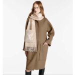 Louis Vuitton Unisex Cold Reykjavik Scarf Cashmere Mink Fur Beige Jacquard LV Initials Monogram Flowers – Bild 10