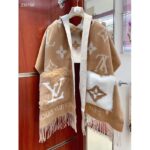 Louis Vuitton Unisex Cold Reykjavik Scarf Cashmere Mink Fur Beige Jacquard LV Initials Monogram Flowers – Bild 4