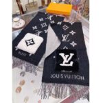 Louis Vuitton Unisex Cold Reykjavik Scarf Cashmere Mink Fur Black Jacquard LV Initials Monogram Flowers - Imagen 2