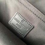 Louis Vuitton Unisex LV Pilot Slingbag Aerogram Collection Black Cowhide Leather Textile Lining - immagine 10