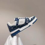 Louis Vuitton Unisex LV Trainer Sneaker Blue Monogram Denim Monogram-Embossed Grained Calf Leather - Imagen 3