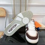 Louis Vuitton Unisex LV Trainer Sneaker Moka Brown Nubuck Calf Leather Grained Calf Leather - immagine 11