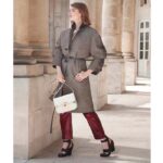 Louis Vuitton Women LV Orsay MM Handbag White Cowhide Leather Flap Closure N-Lock - Imagen 12