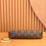 Louis Vuitton Women Pochette Accessoires Natural Cowhide Leather Trimmings Zipper Closure - immagine 7