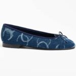 Chanel Damen CC Ballerinas Printed Denim Dunkelblau Weiß