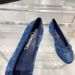 Chanel Women CC Ballet Flats Printed Denim Dark Blue White – Bild 7