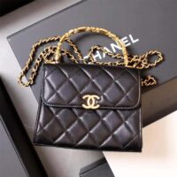 Chanel Women Kelly 22 Flap Bag in Calfskin Leather-Black (12)