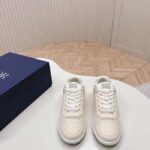 Dior Unisex CD B27 Low-Top Sneaker Cream Patent Calfskin Dior Oblique Gravity Leather - Image 4