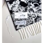 Dior Unisex CD Toile De Jouy Sauvage Scarf Navy Blue Cashmere and Wool - Imagen 8